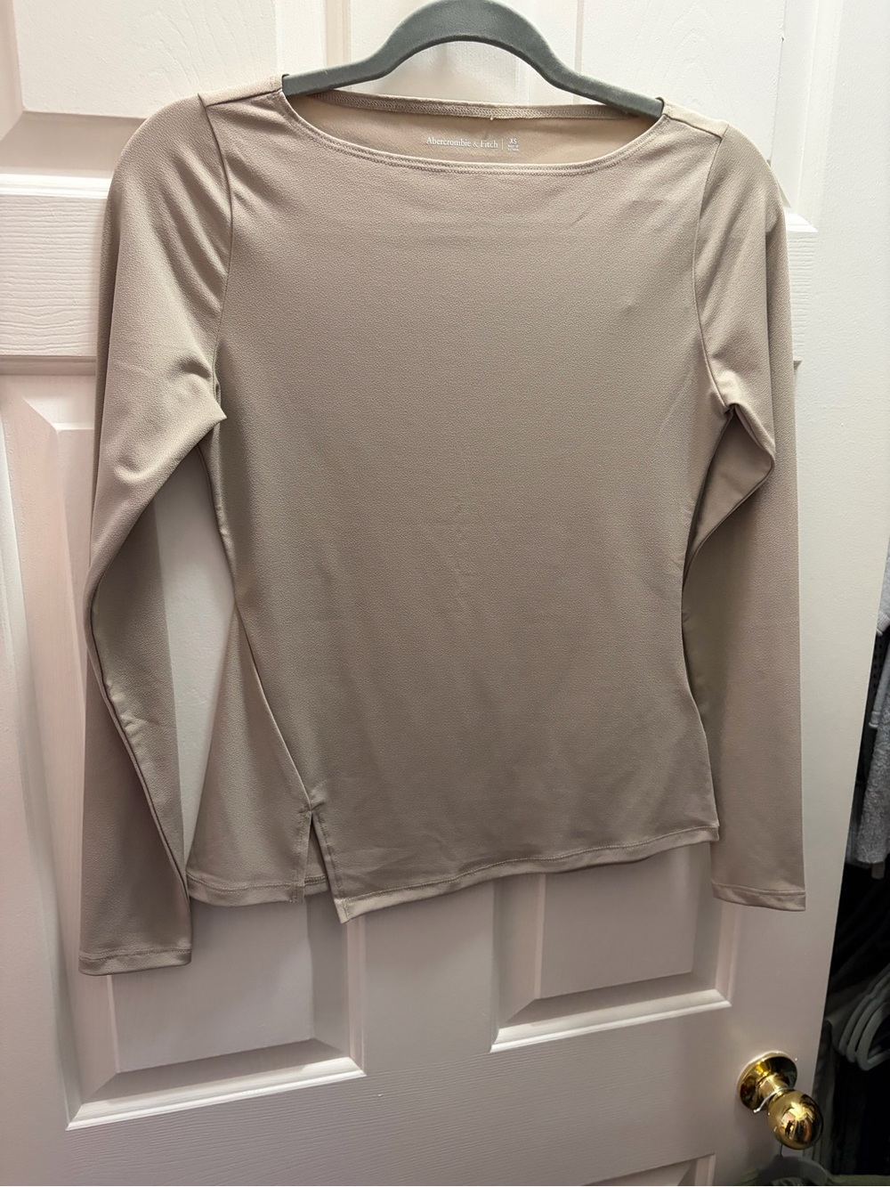 Abercrombie & Fitch Long-Sleeve Crew Neck Top in Taupe